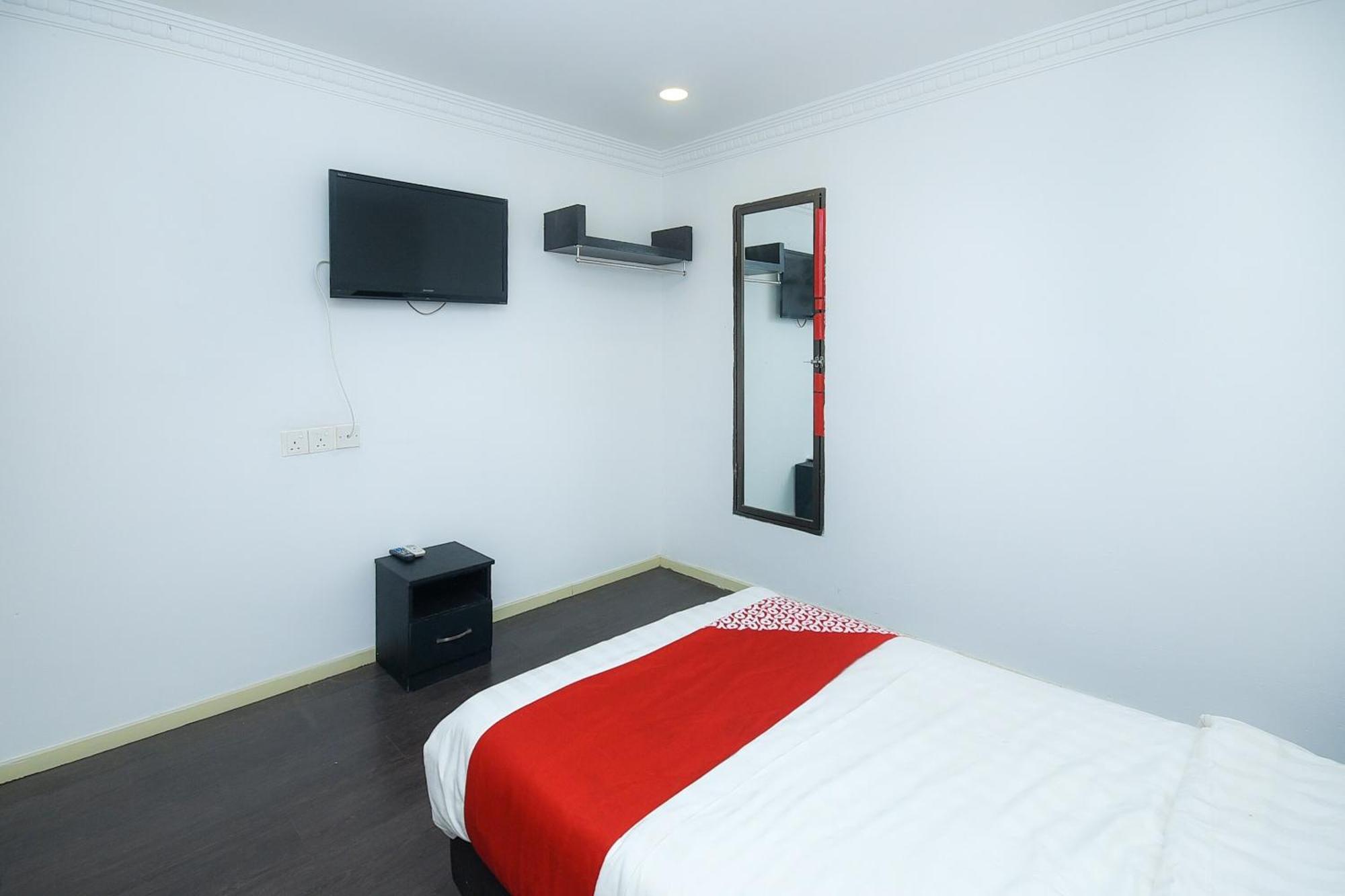 Oyo 90820 River Inn Miri Ngoại thất bức ảnh