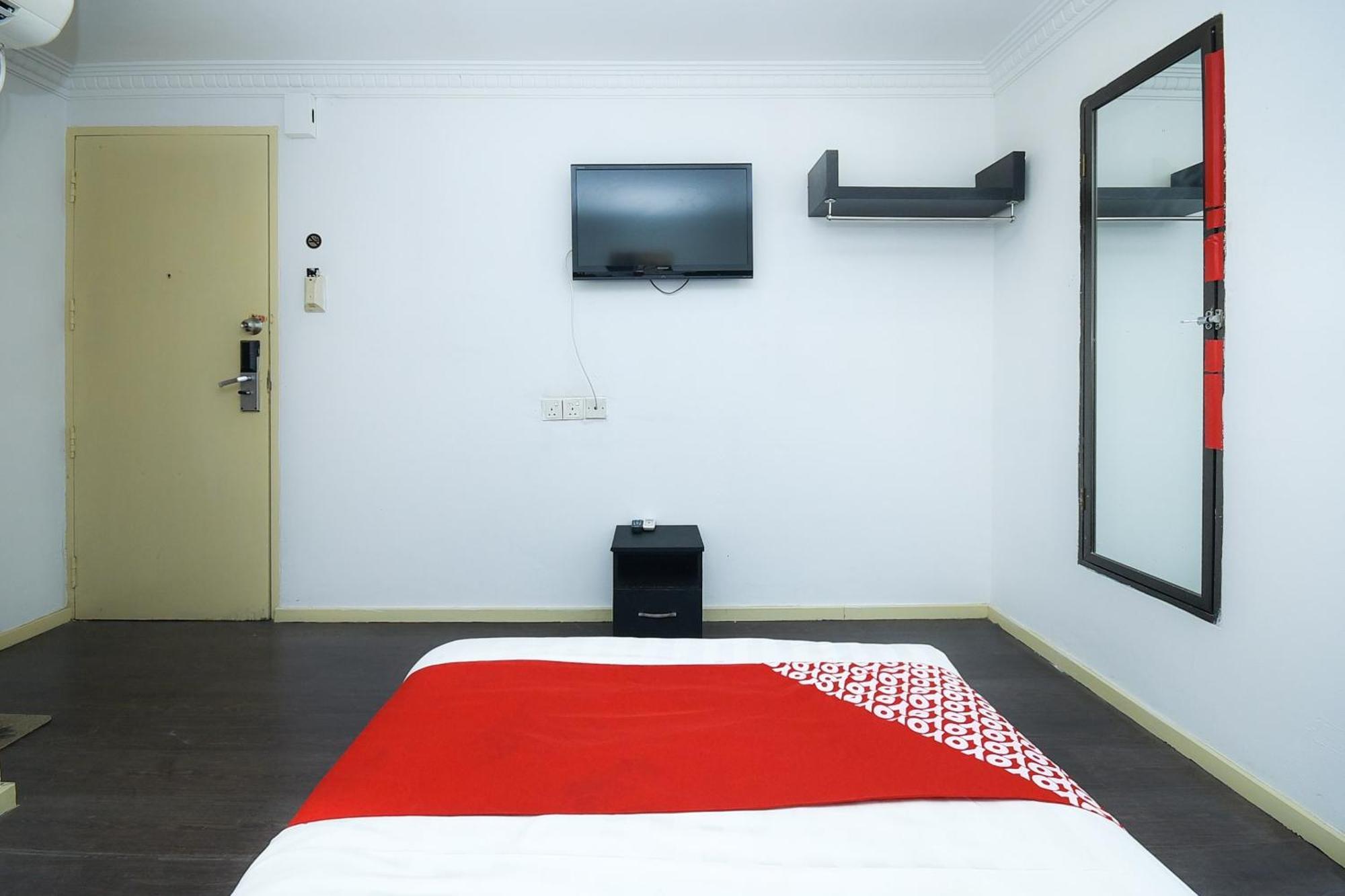 Oyo 90820 River Inn Miri Ngoại thất bức ảnh