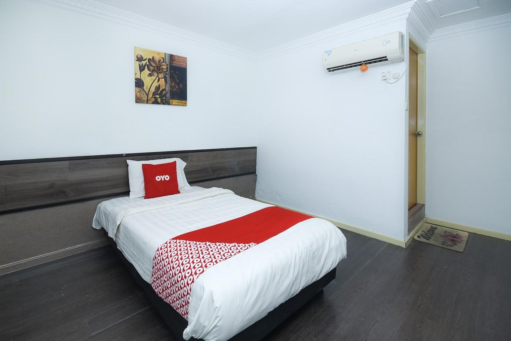 Oyo 90820 River Inn Miri Ngoại thất bức ảnh