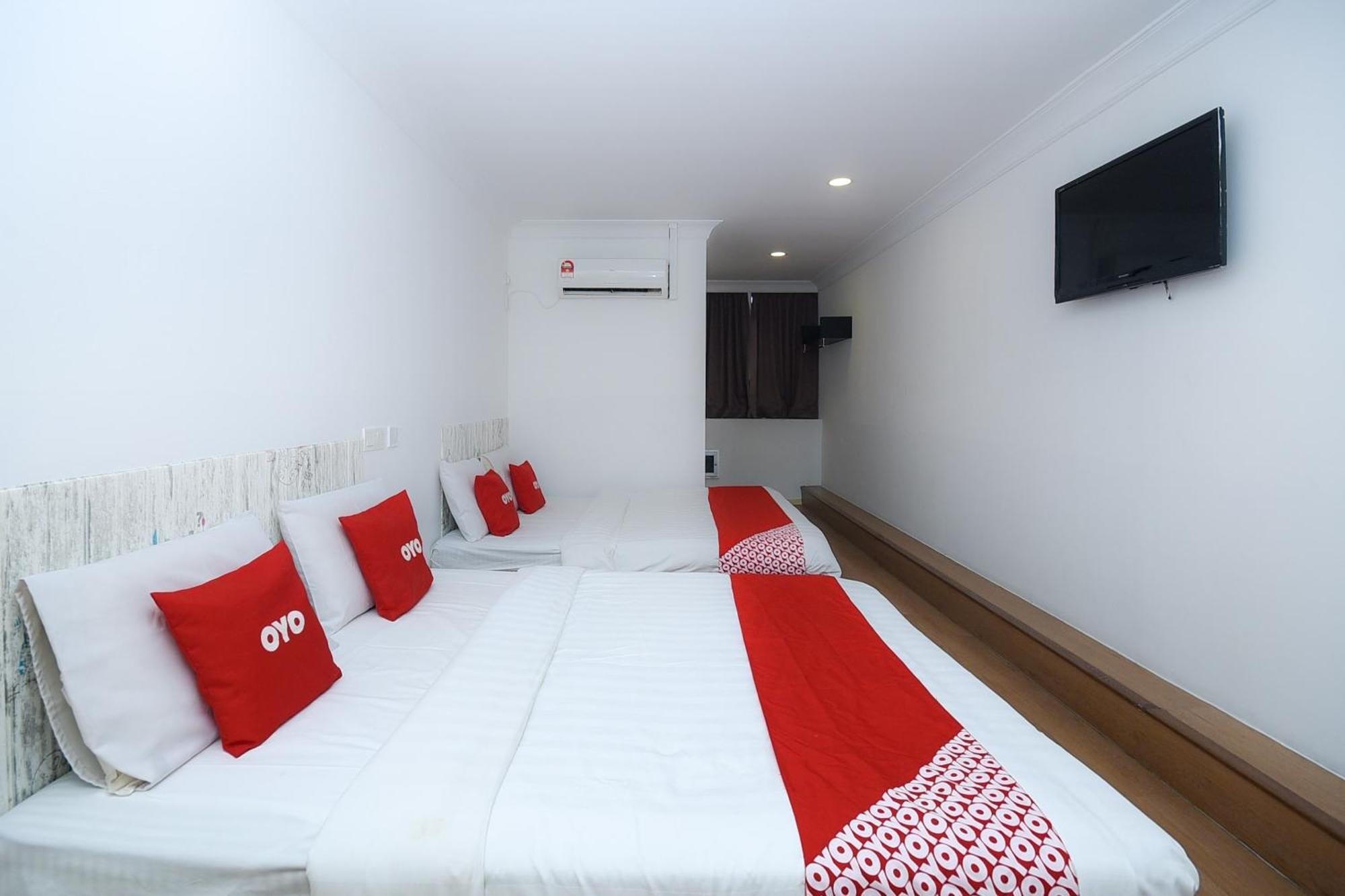 Oyo 90820 River Inn Miri Ngoại thất bức ảnh