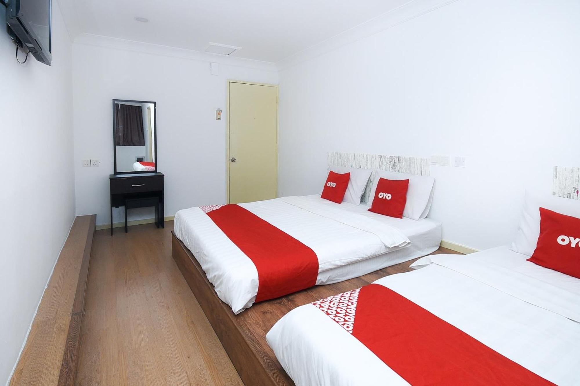 Oyo 90820 River Inn Miri Ngoại thất bức ảnh