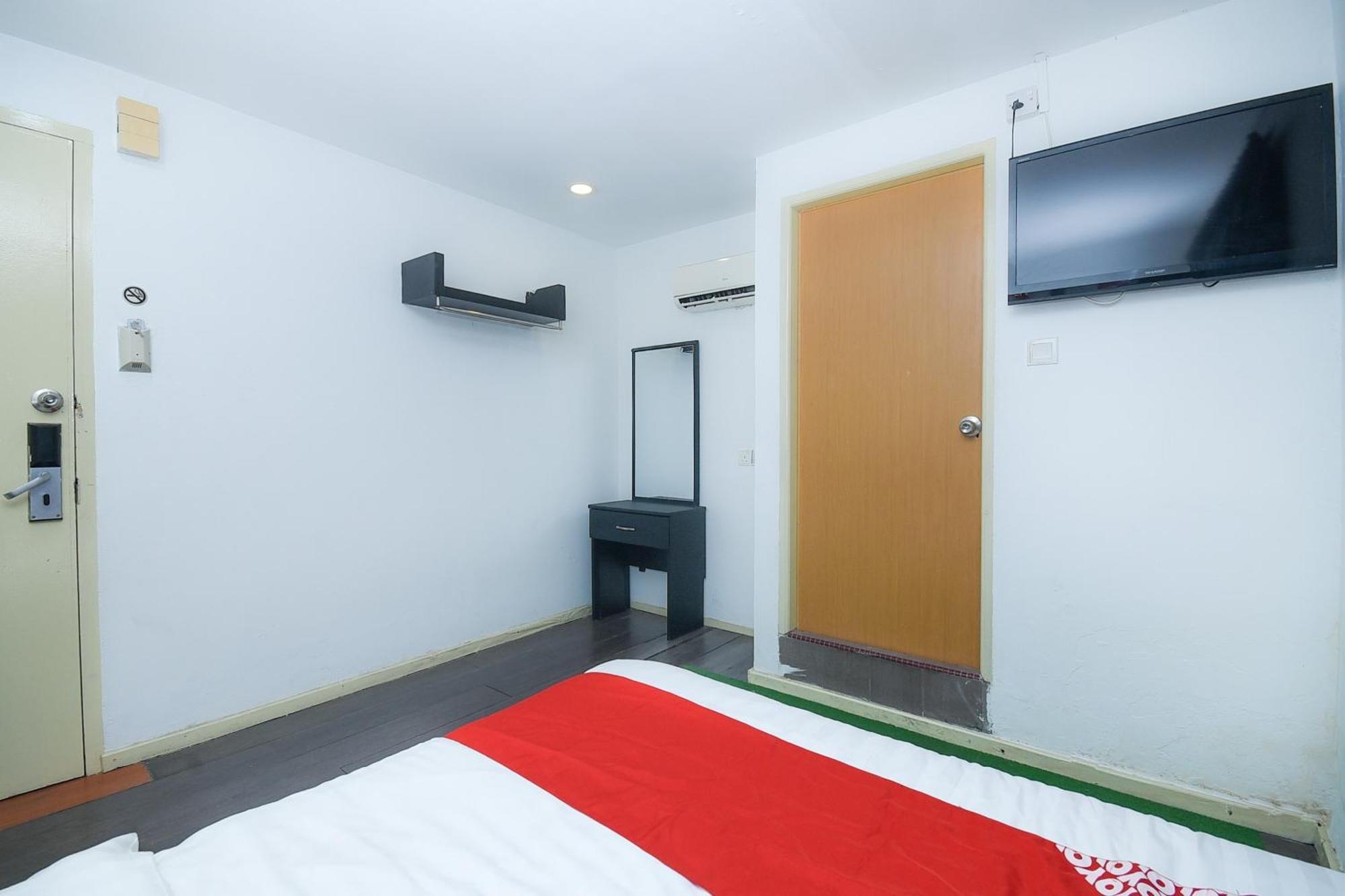 Oyo 90820 River Inn Miri Ngoại thất bức ảnh