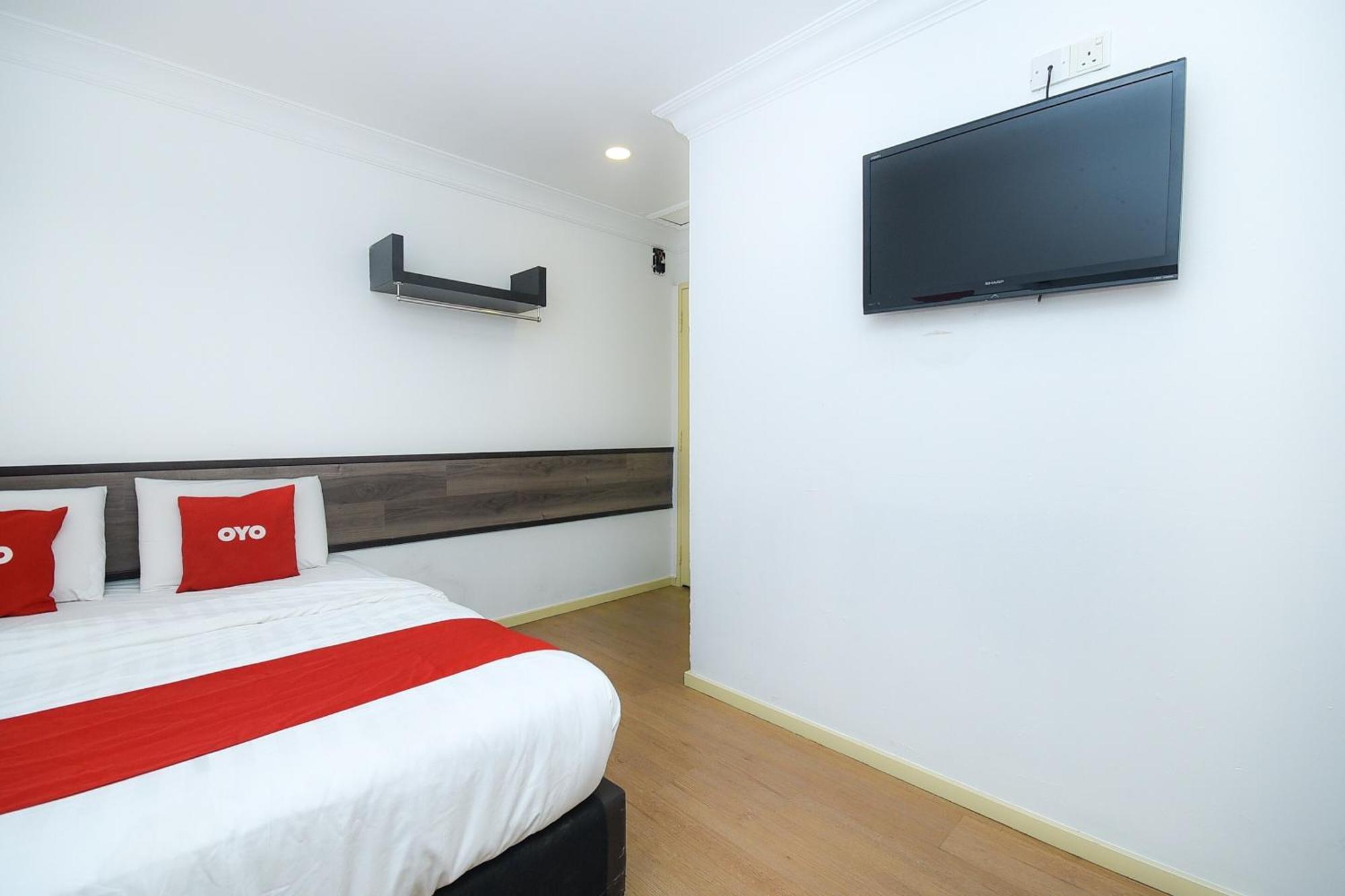 Oyo 90820 River Inn Miri Ngoại thất bức ảnh