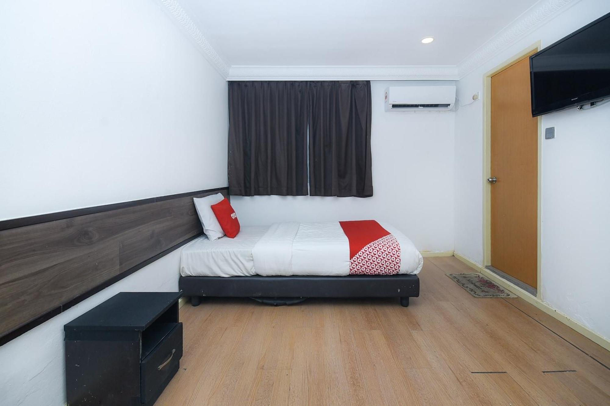 Oyo 90820 River Inn Miri Ngoại thất bức ảnh