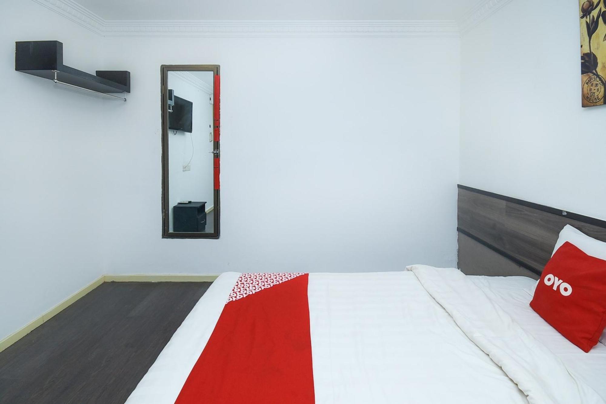 Oyo 90820 River Inn Miri Ngoại thất bức ảnh