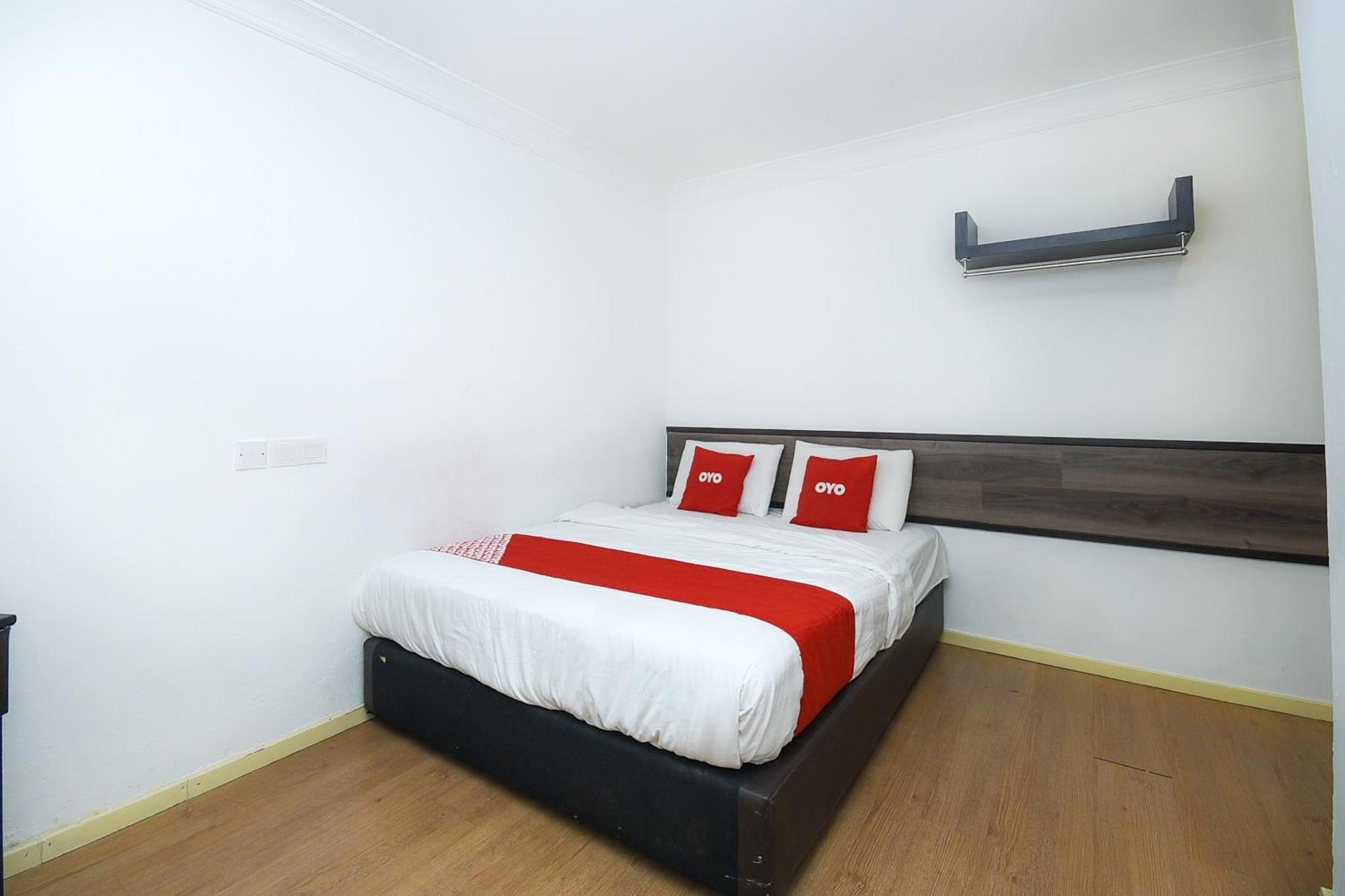 Oyo 90820 River Inn Miri Ngoại thất bức ảnh
